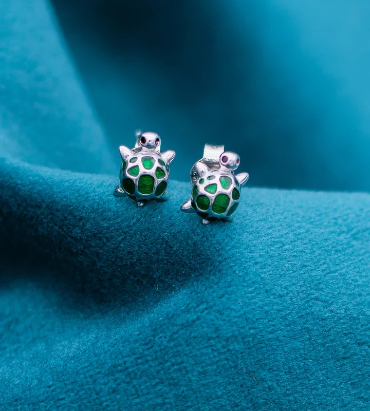 Silver Tortoise Earing