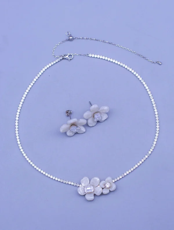 Floral Pendant Chain with Earrings - Image 2