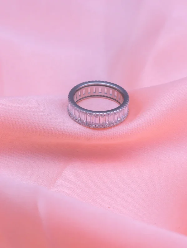 Intricate Silver Zircon Ring