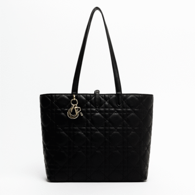 Quilted Black Shoulder Bag – Elegant Everyday Tote